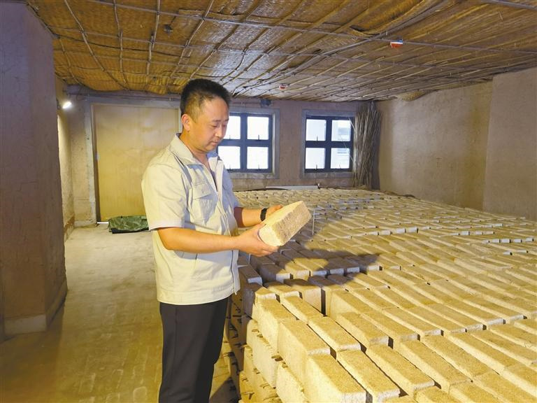 精工良匠酿“凤香” 