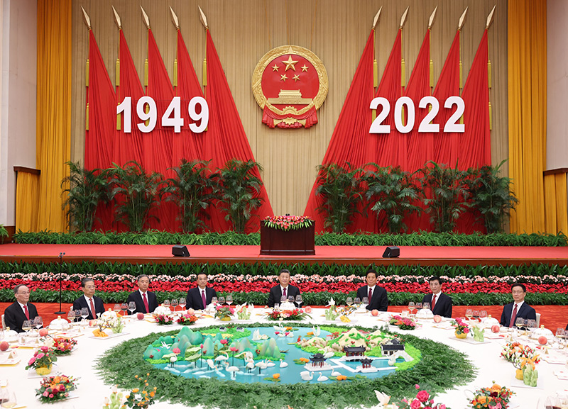 国务院举行国庆招待会庆祝中华人民共和国成立73周年