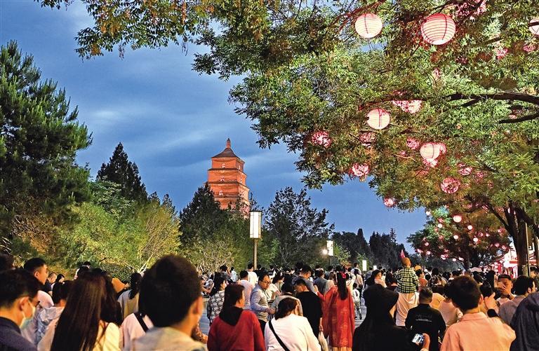 “五一”假期陕西消费市场大幅升温 旅游市场强劲复苏