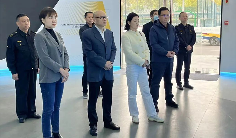 刘育民赴西安市高新区调研广告发展工作